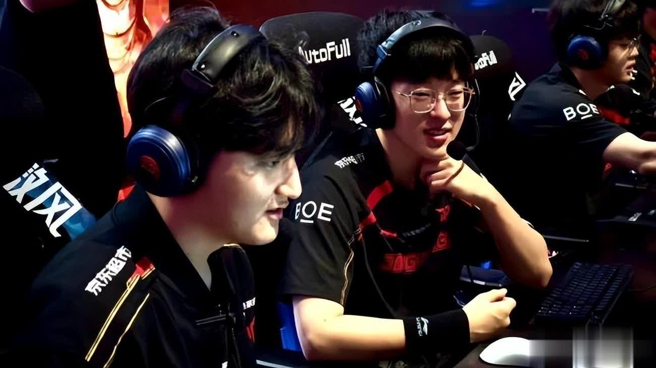 场比赛了, AA, 战力最高的 场比赛了, AA, 战力最高的