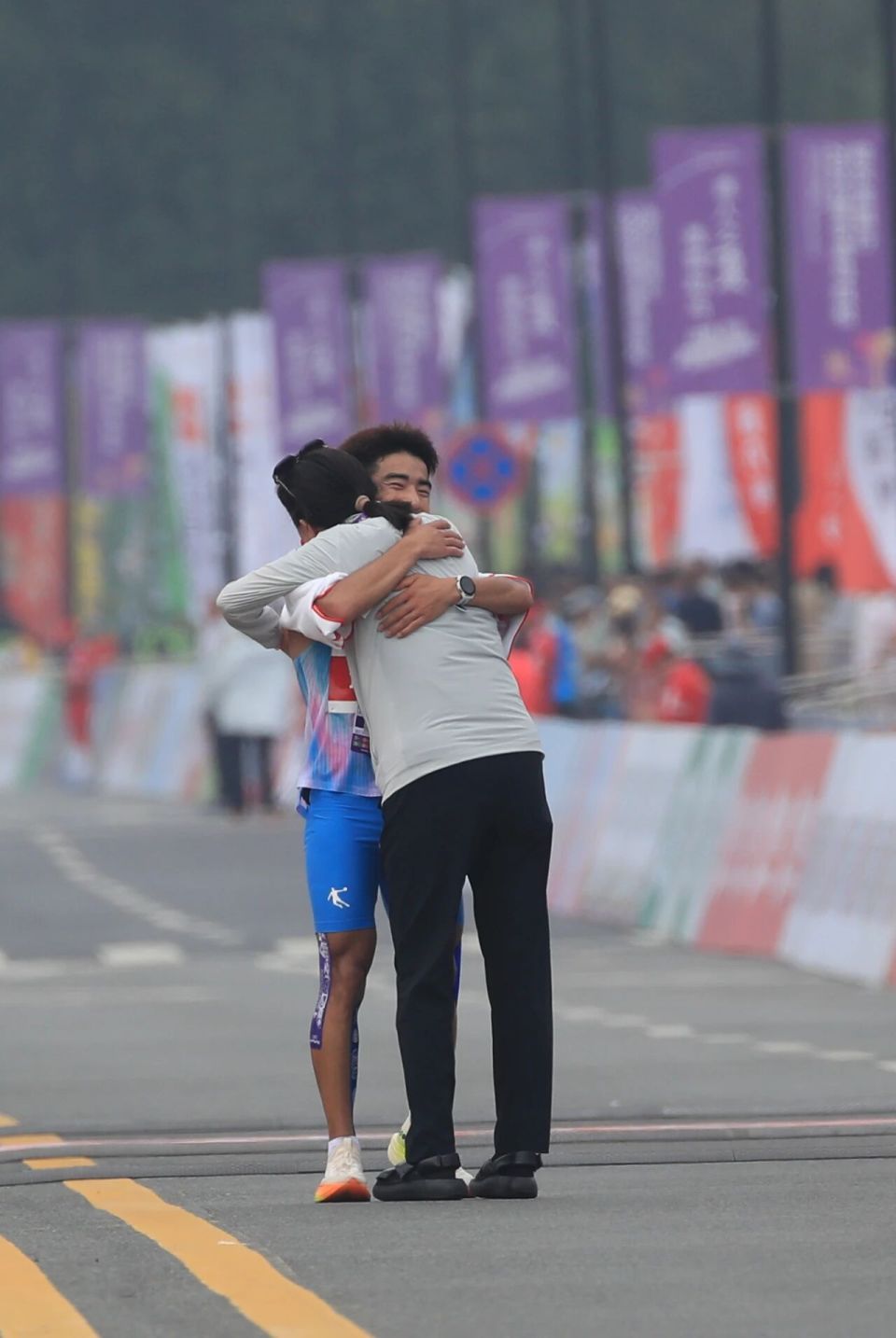 参观一下俄 参观一下俄