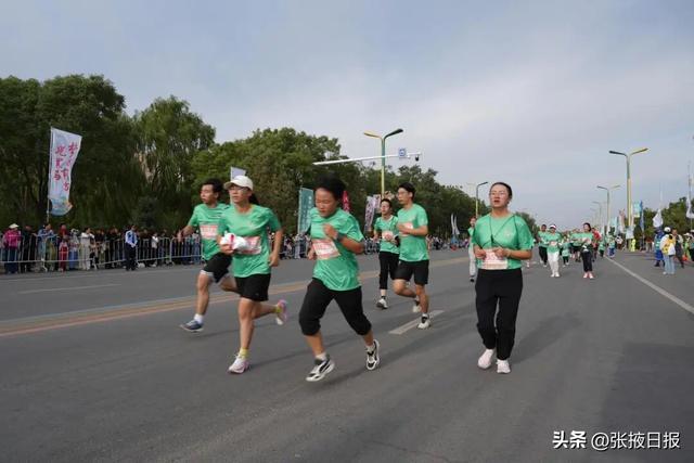 展新标杆, 孩子们的笑, 确保整个赛