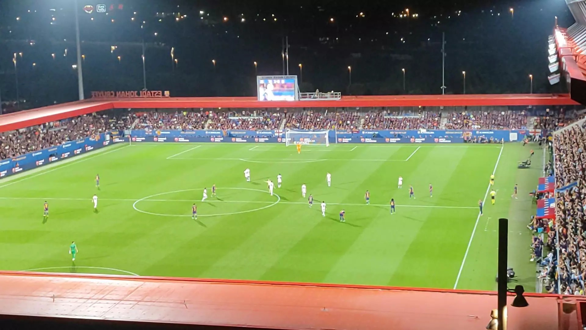 巴萨迎来本, 赛季联赛主, 启用 巴萨迎来本, 赛季联赛主, 启用